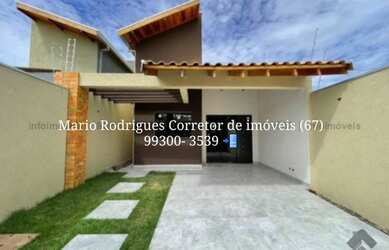 Imagem: A casa possui 3 Dormitórios, 2 Banheiros, 2 Vagas na garagem