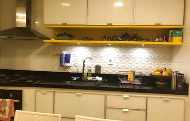 Imagem 7: Apartamento para venda possui 113 metros quadrados com 3 quartos em Calhau...