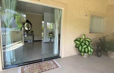 Imagem: A casa em condomínio possui 4 Dormitórios, 1 Banheiro, 200m²