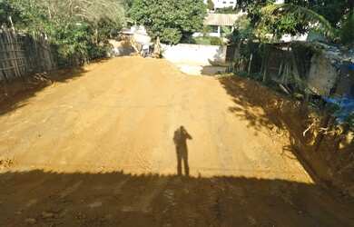 Imagem: O terreno possui 360m² de Área e está localizado em Comendador