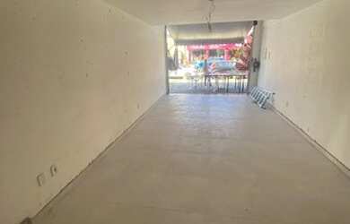 Imagem: O depósito possui 120m² de Área e está localizado em Recreio