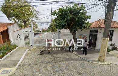 Imagem: A casa em condomínio possui 3 Dormitórios, 2 Banheiros, 1