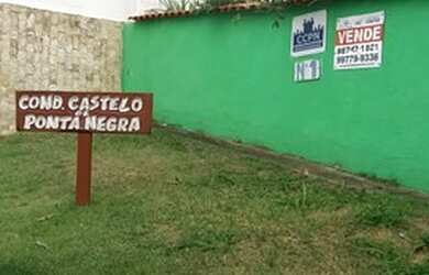 Imagem: A casa possui 3 Dormitórios, 3 Banheiros, 3 Vagas na garagem