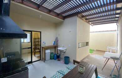 Imagem: A casa em condomínio possui 2 Dormitórios, 1 Banheiro, 2 Vagas