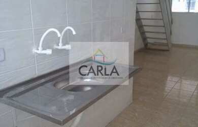 Imagem: A casa possui 2 Dormitórios, 1 Banheiro, 1 Vaga na garagem