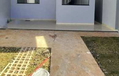 Imagem: A casa possui 3 Dormitórios, 2 Banheiros, 3 Vagas na garagem