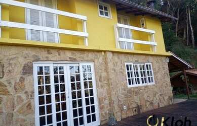 Imagem: A casa em condomínio possui 3 Dormitórios, 3 Banheiros, 1