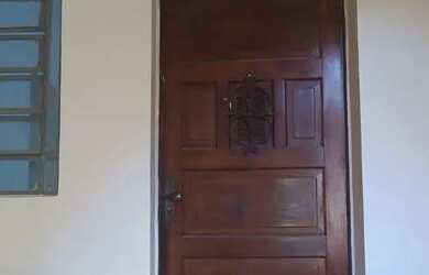 Imagem: A casa possui 1 Dormitório, 1 Banheiro, 35m² de Área e está