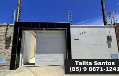 Imagem: A casa possui 3 Dormitórios, 2 Banheiros, 1 Vaga na garagem