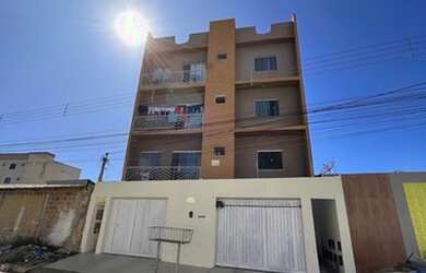 Imagem: O apartamento e possui 2 Dormitórios, Suítes, 1 Banheiro