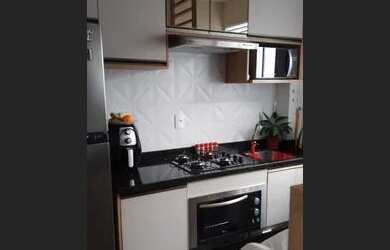 Imagem: O apartamento possui 2 Dormitórios, 1 Banheiro, 1 Vaga na garagem