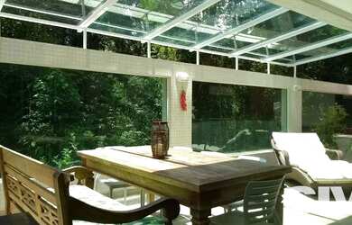 Imagem: O apartamento possui 3 Dormitórios, 1 Banheiro, 2 Vagas na