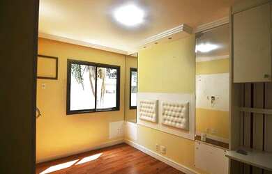 Imagem 9: VENDA - Apartamento possui 133 m², com 4 quartos, sendo 2 suítes, alto...