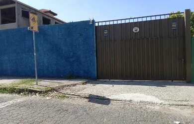 Imagem: O terreno possui 360m² de Área e está localizado em Laranjeiras