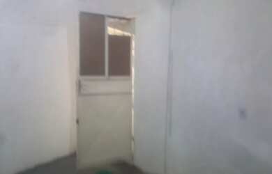 Imagem 4: Alugo casa pra solteiros ou casal sem filhos