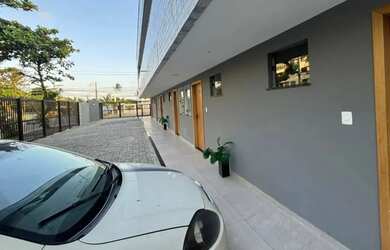 Imagem: O apartamento possui 1 Dormitório, 1 Banheiro, 1 Vaga na garagem