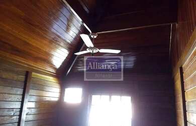 Imagem 10: Casa com piscina, churrasqueira, 3 dormitórios, 1 suíte e 8 vagas de...