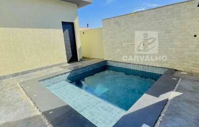 Imagem: A casa possui 3 Dormitórios, 4 Banheiros, 4 Vagas na garagem