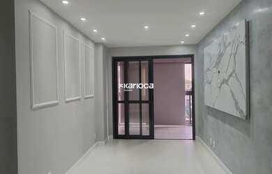 Imagem: O apartamento possui 2 Dormitórios, 2 Banheiros, 1 Vaga na