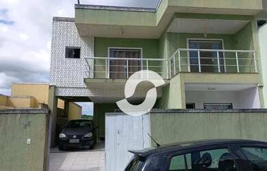 Imagem: A casa em condomínio possui 4 Dormitórios, 1 Banheiro, 1 Vaga