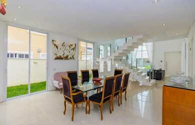 Imagem 11: CASA EM CONDOMÍNIO À VENDA COM 4 SUÍTES EM SANTA FELICIDADE