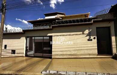 Imagem 1: Casa a venda em São Joaquim de Bicas / Bairro Tereza Cristina