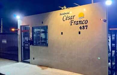 Imagem: O apartamento possui 2 Dormitórios, 2 Banheiros, 1 Vaga na