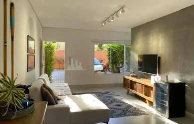 Imagem: A casa em condomínio à venda possui 3 Dormitórios, 3 Banheiros