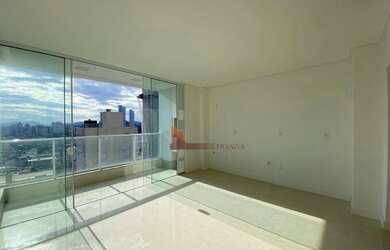 Imagem: O apartamento possui 2 Dormitórios, 2 Banheiros, 2 Vagas na