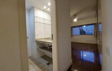 Imagem 11: Baixo Leblon, quadra da praia, reformado, 150 m , 3 quartos, 2 vagas