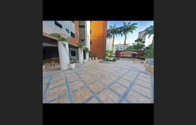 Imagem: O apartamento possui 4 Dormitórios, 4 Banheiros, 2 Vagas na