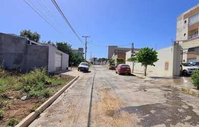 Imagem: O terreno possui 300m² de Área e está localizado em Parque