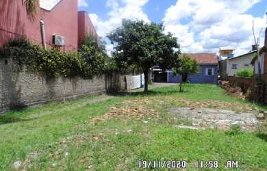 Imagem: O terreno possui 446m² de Área e está localizado em Scharlau