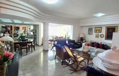 Imagem: O apartamento possui 3 Dormitórios, 3 Banheiros, 2 Vagas na