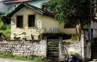 Imagem: O terreno possui 10m² de Área e está localizado em Agronômica