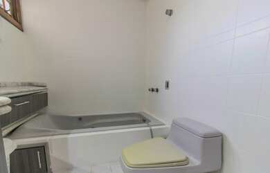 Imagem 13: Cobertura em Mont Serrat. Churrasqueira, 228m² de Área, 3 Vagas na garageme3...