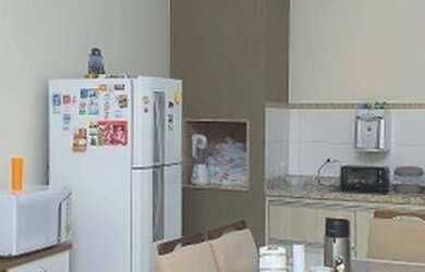 Imagem: A casa possui 2 Dormitórios, 1 Banheiro, 150m² de Área e