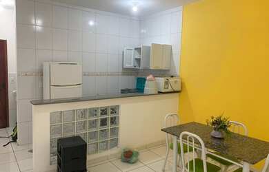 Imagem: O apartamento possui 1 Dormitório, 1 Banheiro, 1 Vaga na garagem