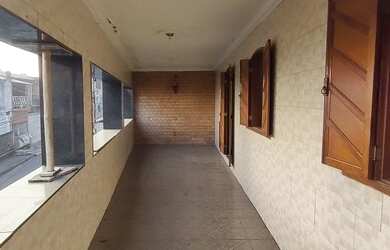 Imagem: O apartamento possui 3 Dormitórios, 1 Banheiro, 150m² de Área