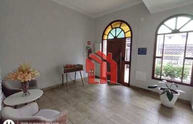 Imagem: O apartamento possui 3 Dormitórios, 1 Banheiro, 2 Vagas na