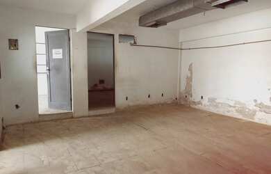 Imagem 9: Galpão/Depósito/Armazém para aluguel possui 1000 metros quadrados com...