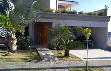 Imagem: A casa em condomínio possui 3 Dormitórios, 4 Banheiros, 4