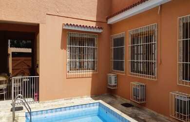 Imagem 5: Ótima Casa Linear em Condomínio Fechado Alto Padrão na Freguesia