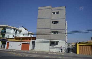 Imagem: O apartamento possui 3 Dormitórios, 1 Banheiro, 1 Vaga na garagem