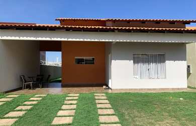 Imagem: A casa em condomínio possui 2 Dormitórios, 1 Banheiro, 2 Vagas