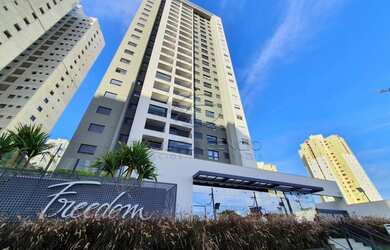 Imagem: O apartamento possui 1 Dormitório, 2 Banheiros, 1 Vaga na garagem