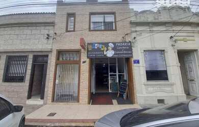 Imagem: O depósito possui 150m² de Área e está localizado em Centro