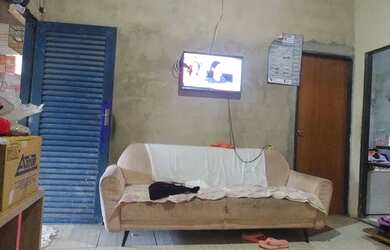 Imagem: A casa em condomínio possui 3 Dormitórios, 2 Banheiros, 3