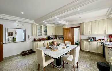 Imagem 15: Luxuoso apartamento de frente para o mar em condomínio de alto padrão...