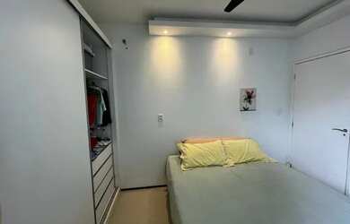 Imagem: A casa possui 2 Dormitórios, 2 Banheiros, 2 Vagas na garagem